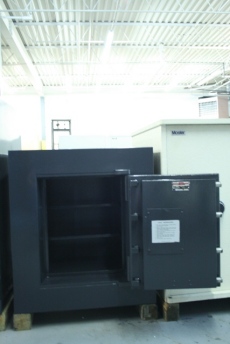 Used Mosler 2218 Money TRTL30 High Security Safe